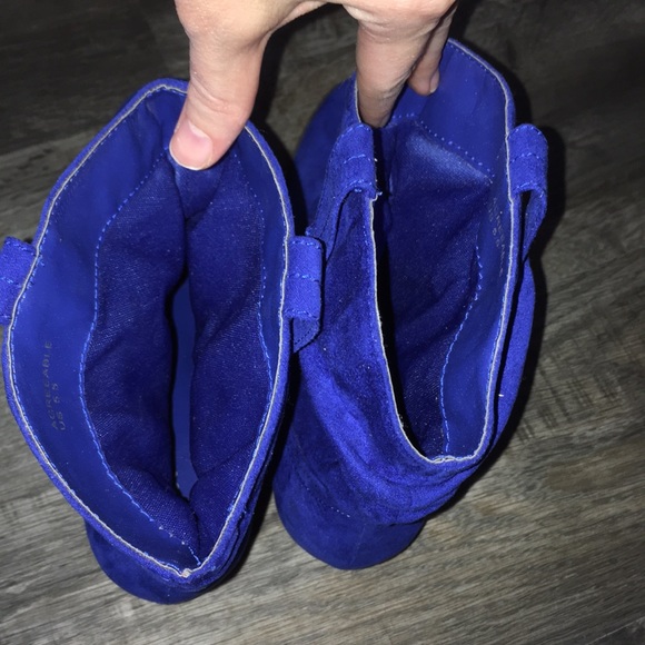 π Blue Suede Boots New 5.5 - Picture 5 of 5
